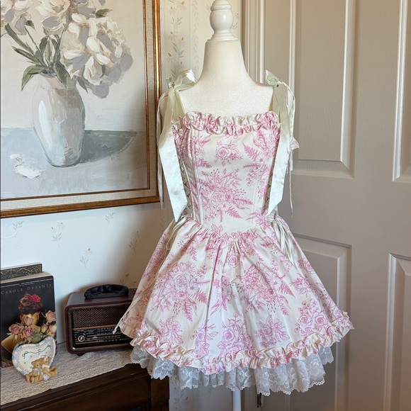 Sugar Thrillz Other - Sugar Thrillz Takes The Cake Mini Dress - Pink Floral